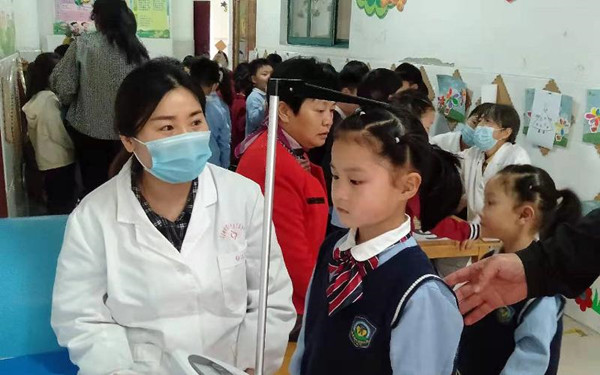 淮南市潘集區學黨史辦實事  健康體檢走進幼兒園