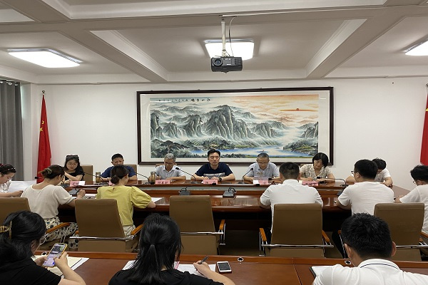 淮南：謝家集區(qū)召開“高質量發(fā)展，我們怎么干”大討論活動青年干部座談會