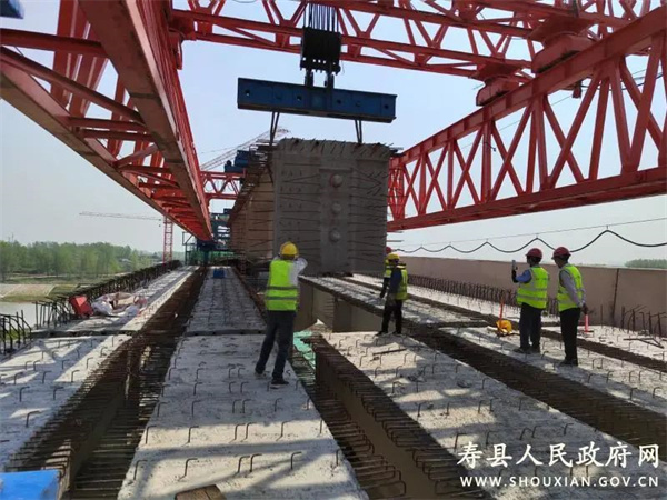 引江濟淮重點配套工程淮南壽縣石埠大橋順利完成架梁施工