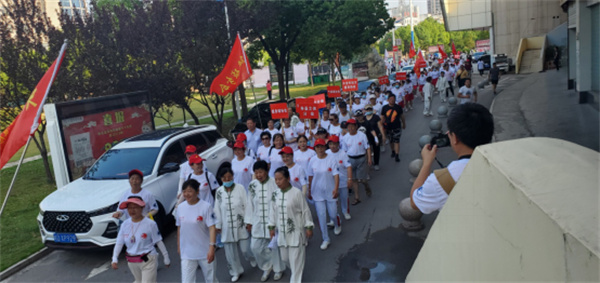 淮南市老體協慶祝建黨101周年 “重走長征路 喜迎二十大” 安徽省萬名中老年人健步走大聯動淮南啟動儀式舉行