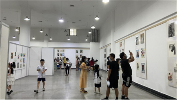 淮南市博物館舉辦《淮南市首屆“我在博物館畫文物”青少年繪畫大賽優秀作品展》