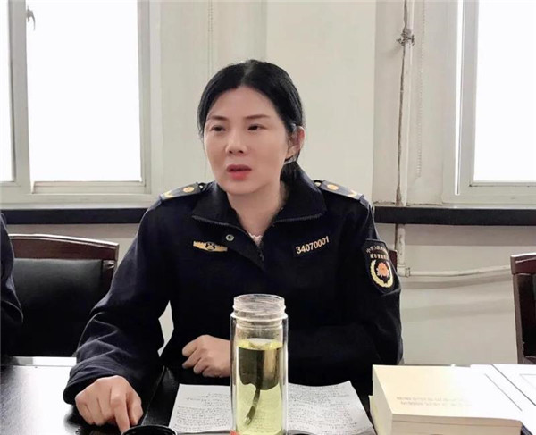 淮南：宮傳敏在市城管局機關支部學習會上強調：堅持“七講”標準 全力建設“七型”機關